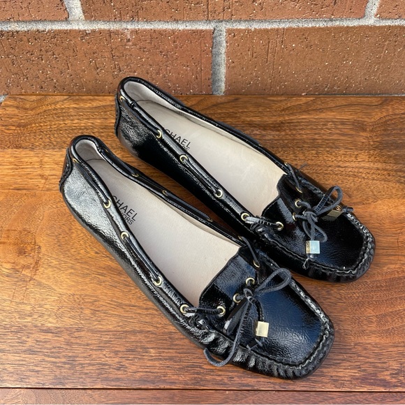 Michael Kors Amber Boat Shoe Black Patent Leather Loafers Driving Moc Womens 8 - Picture 5 of 14